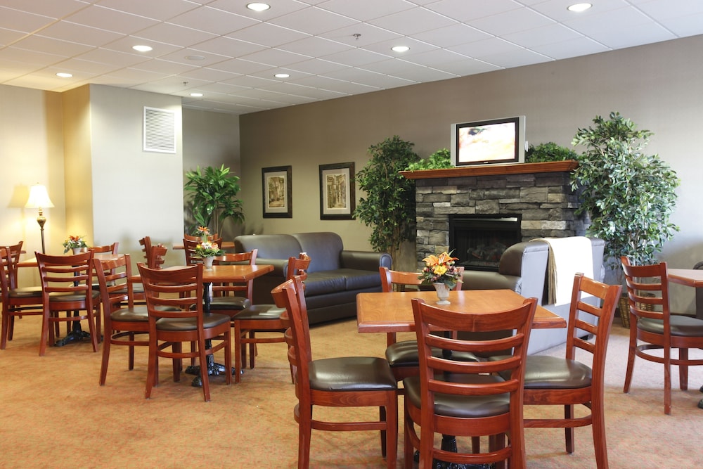Pomeroy Inn Suites Hotel Dawson Creek 47/63