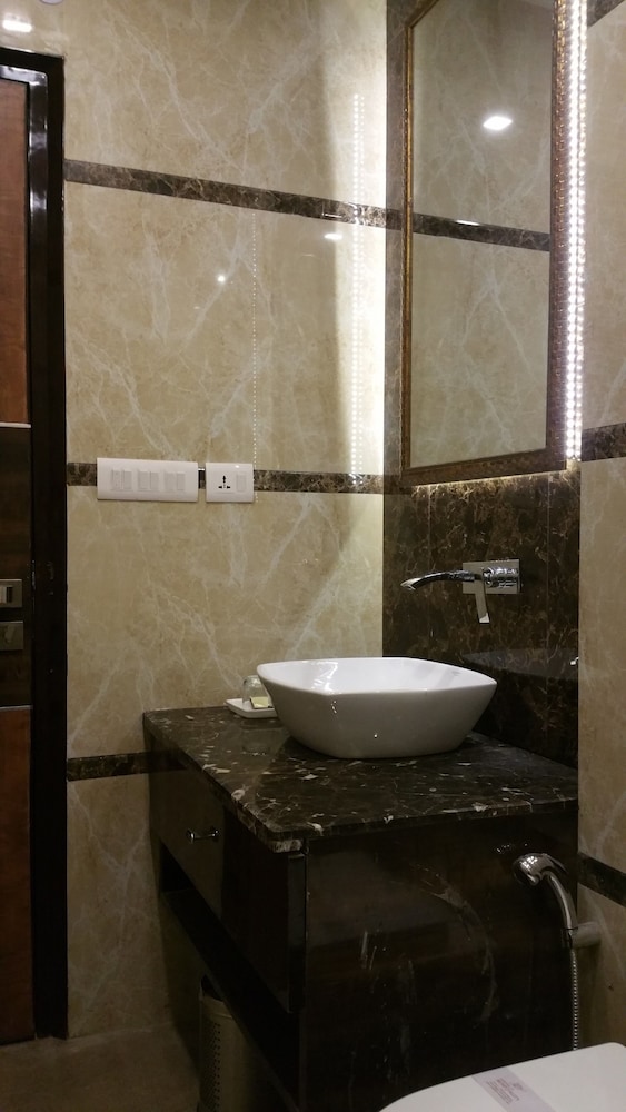 HOTEL SUNSTAR HERITAGE 48/56