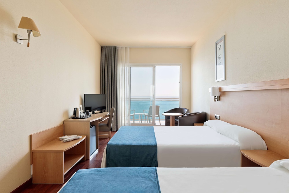 SUPERIOR, SINGLE, DOUBLE BED, SEA VIEW