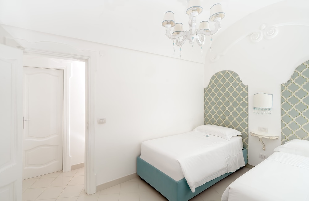 Villa Boheme Exclusive Luxury Suites 15/50