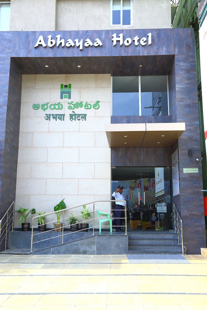 Abhayaa Hotel, Visakhapatnam