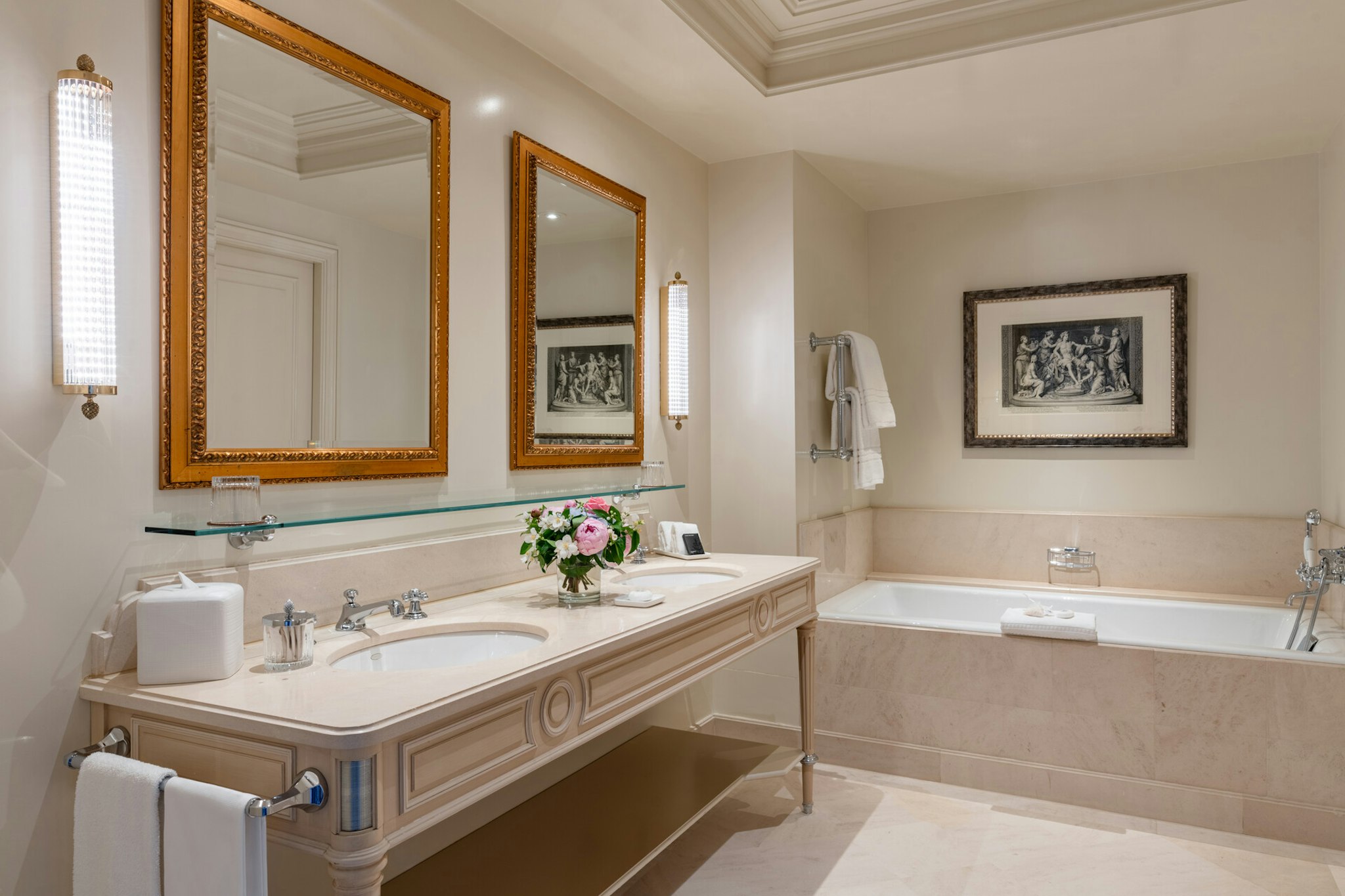 Four Seasons Hotel Des Bergues Geneva 80/83