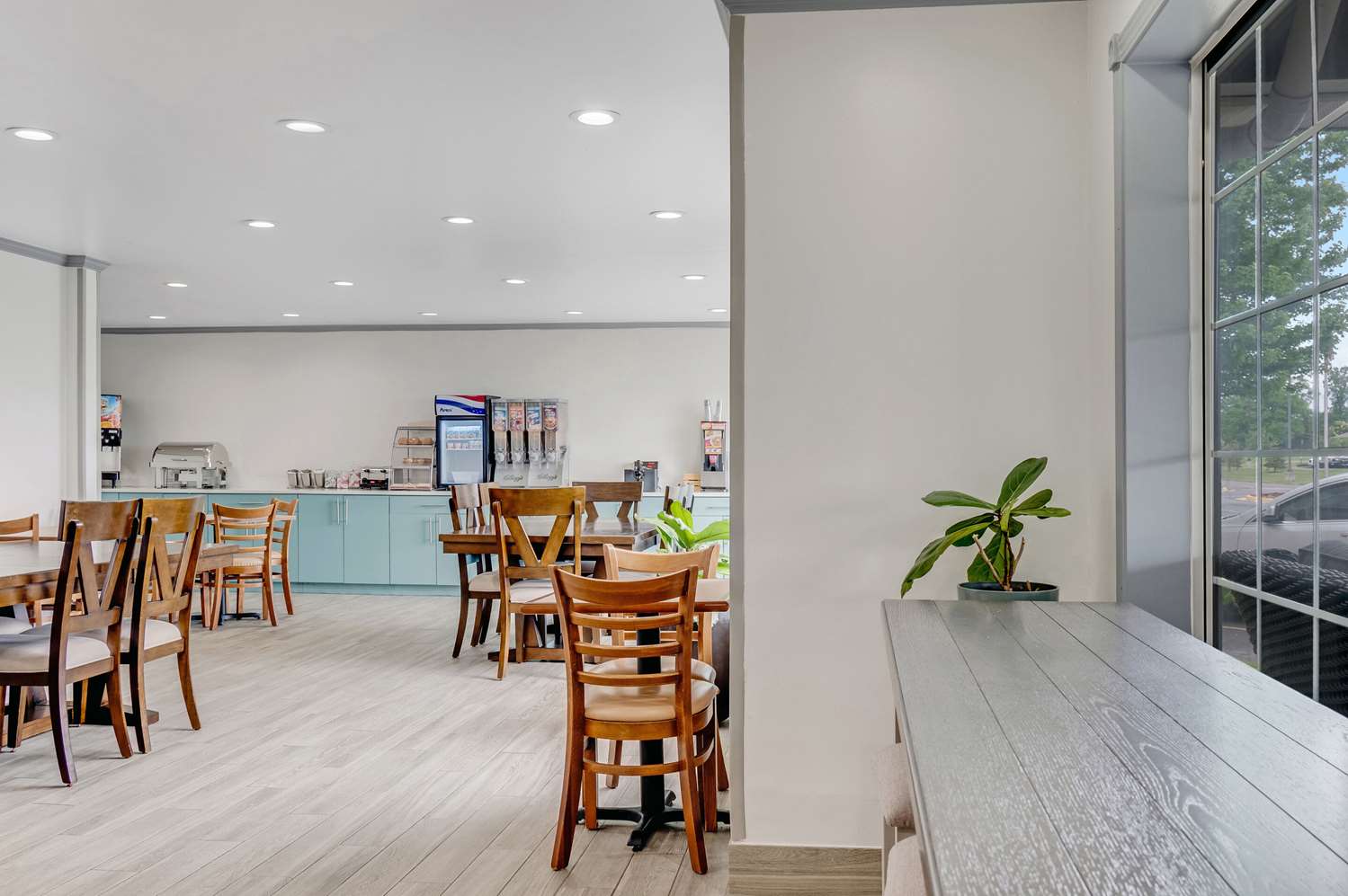 Country Inn & Suites By Radisson Grand Rapids Airport Mi 35/40