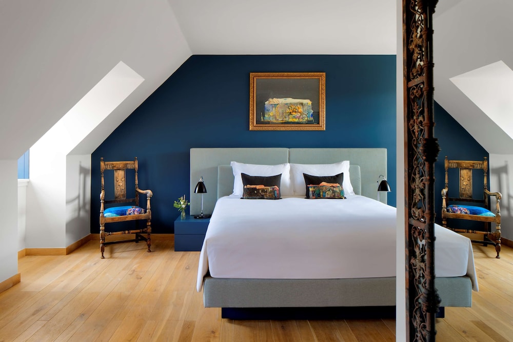 RADISSON COLLECTION HOTEL, ROYAL MILE EDINBURGH 10/50