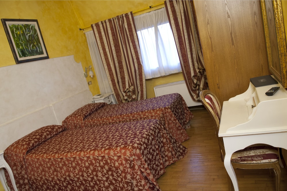 Ai Ronchi Motor Hotel 28/29