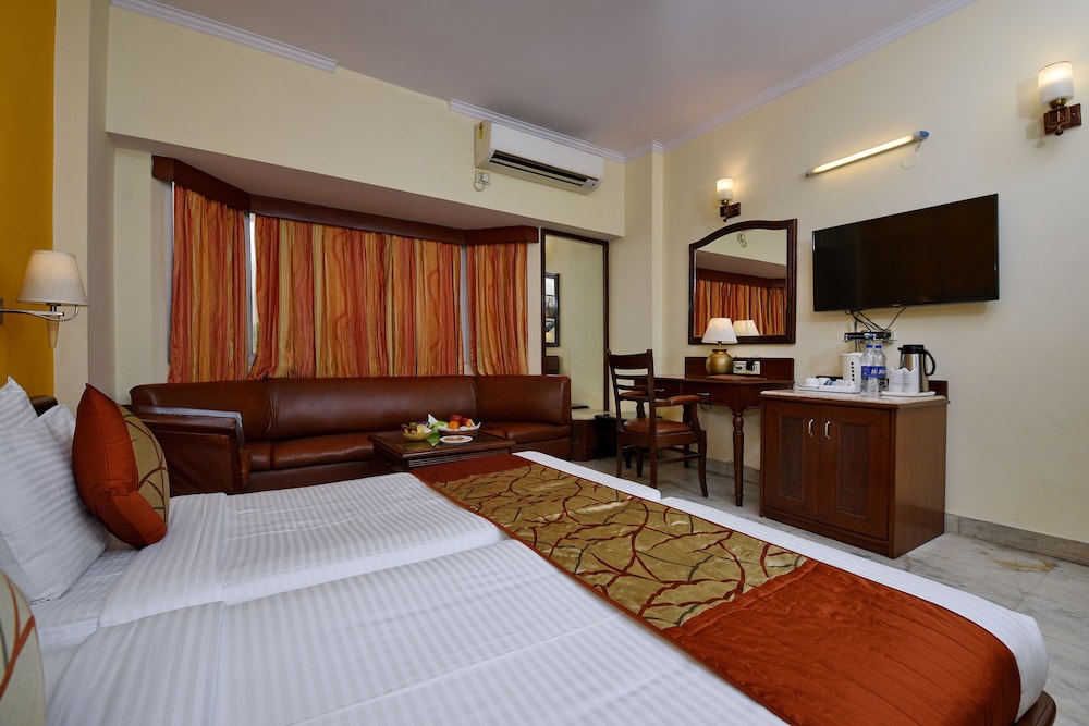 Beaufort Inn Hotel 12/56
