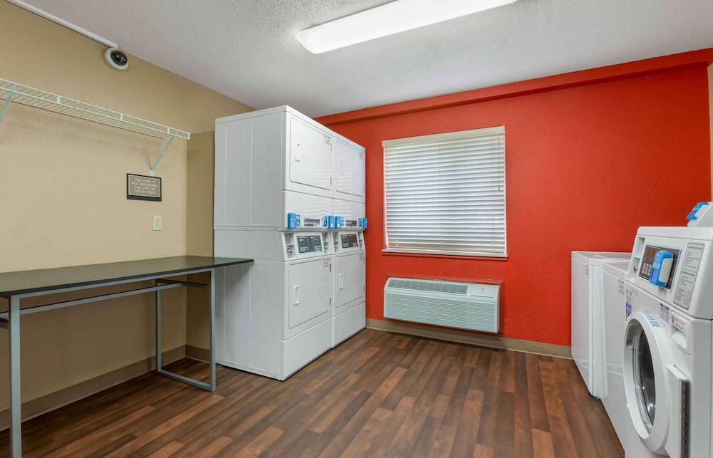 Extended Stay America - Toledo - Maumee 25/55