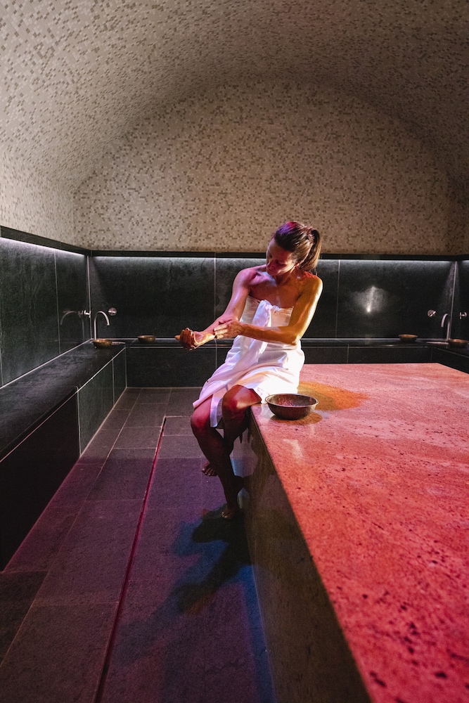 Hotel Saratz 16/37