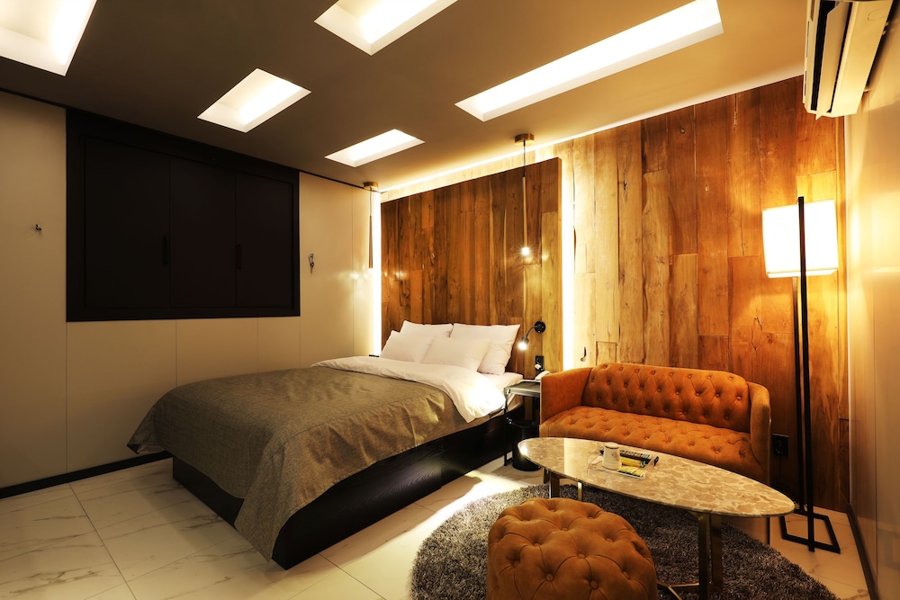 Rainbow Hotel 写真3