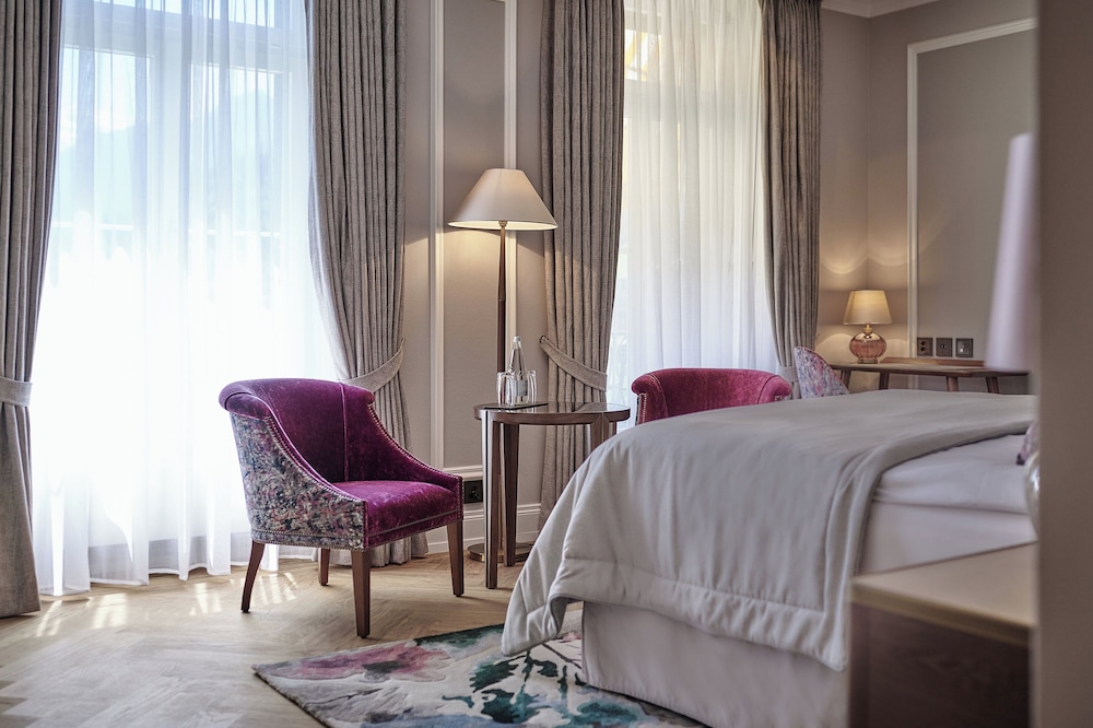 غرفة ديلوكس بسرير كينج، Victoria Jungfrau Grand Hotel And Spa 5/6