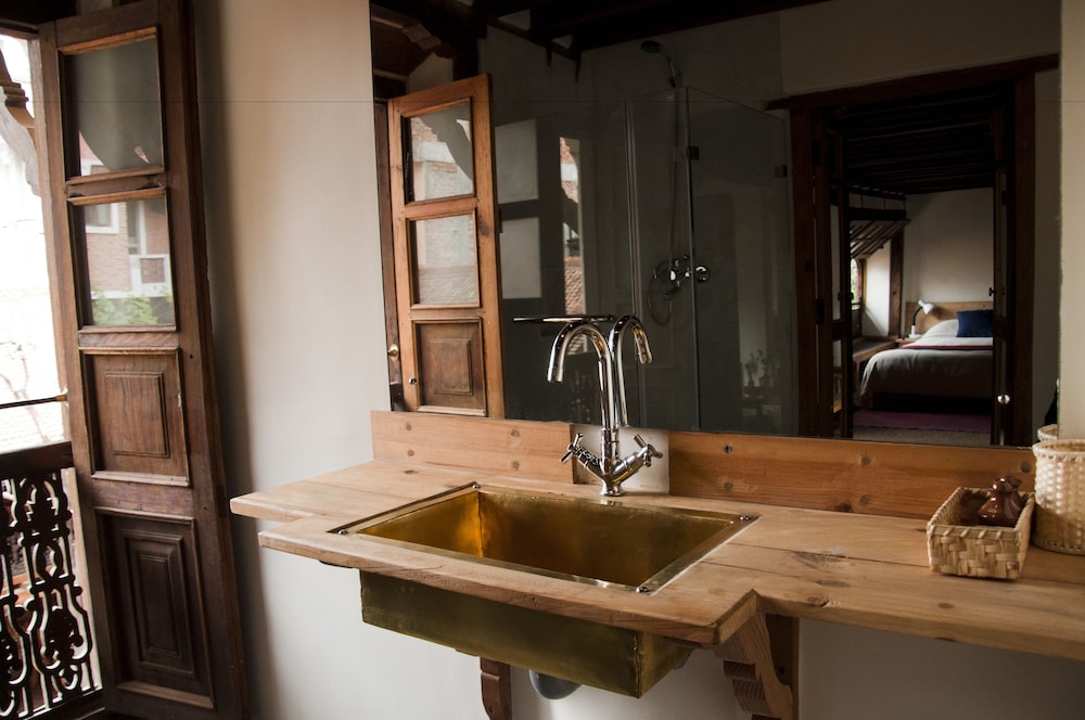 The Inn Patan 40/40