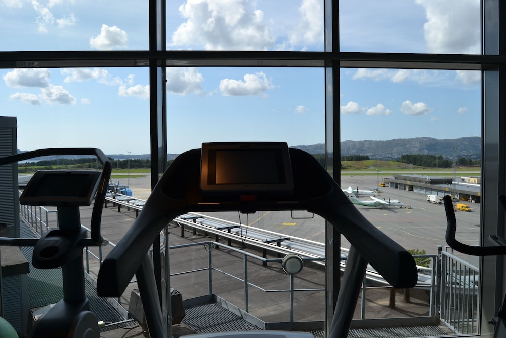 Clarion Hotel Bergen Airport 28/40