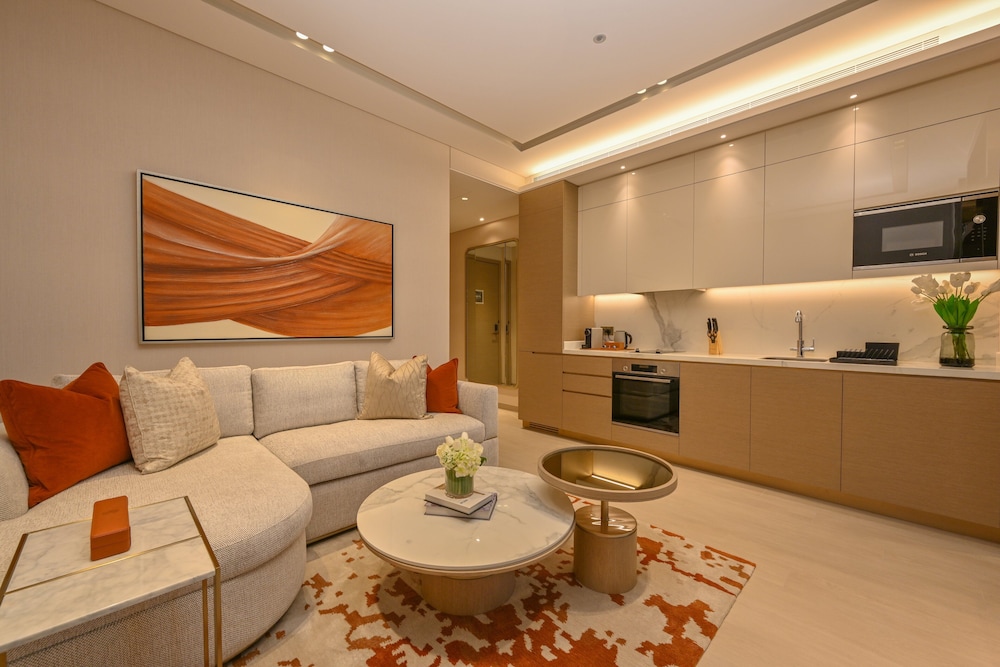 Onyx Rotana 39/61
