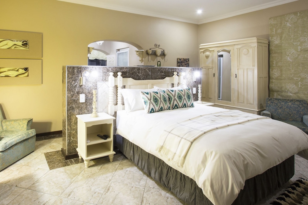The Royal Palm Bed and Breakfast 9/36