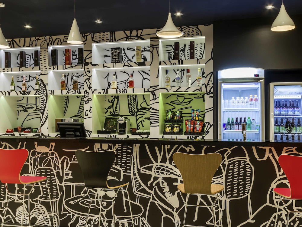 Ibis Americana 10/43