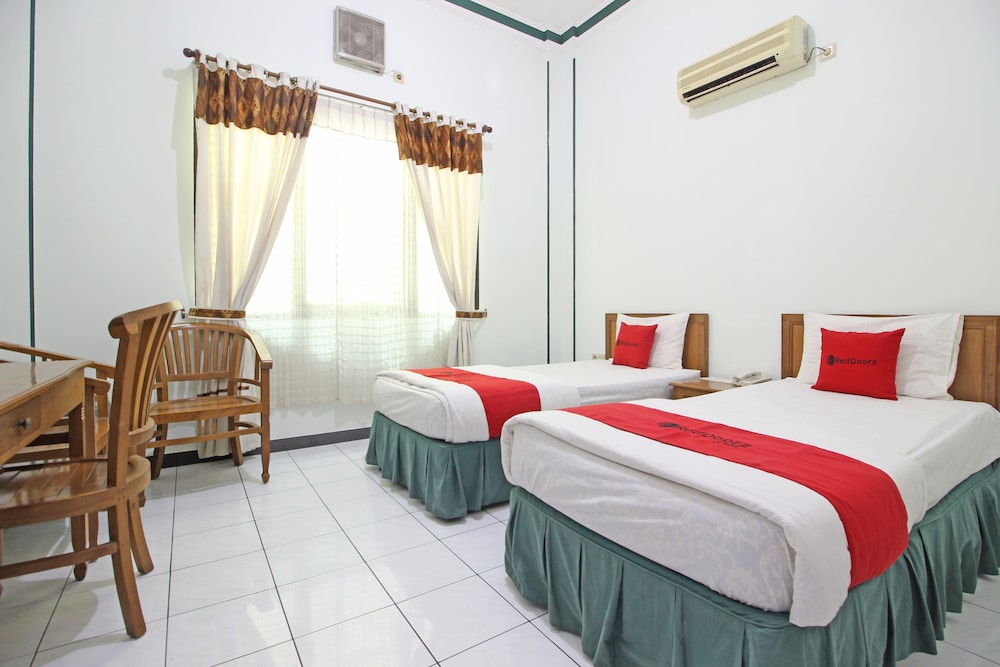 Reddoorz Near Xt Square Yogyakarta 10/36