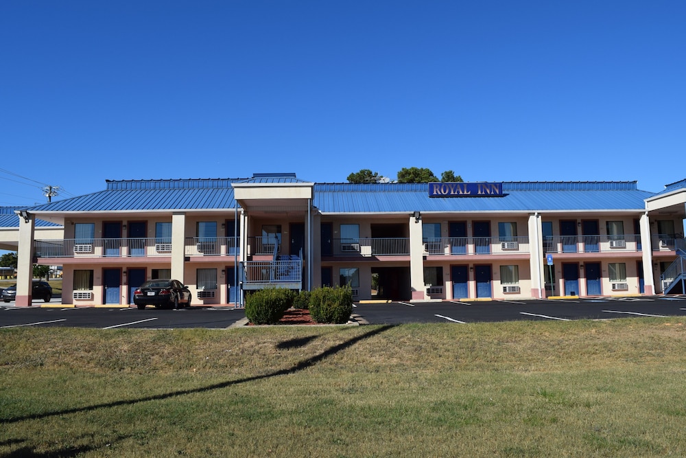 Royal Inn Douglasville 2/28