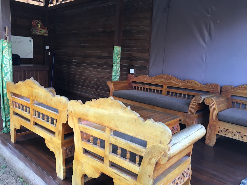 Cassava Bungalow 17/37