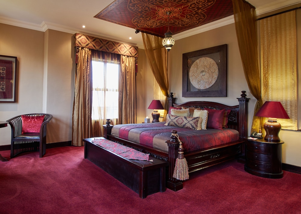 The Royal Elephant Hotel Conference Centre 10/50