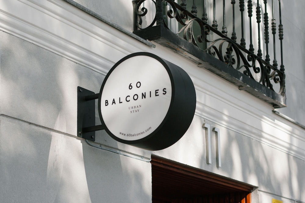 60 Balconies Urban Stay 31/68