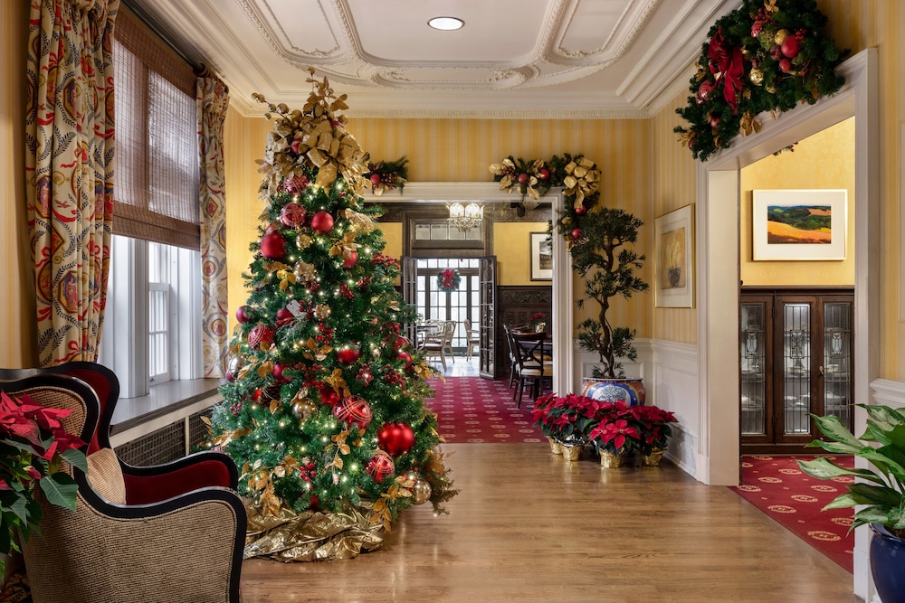 The Glidden House 35/48