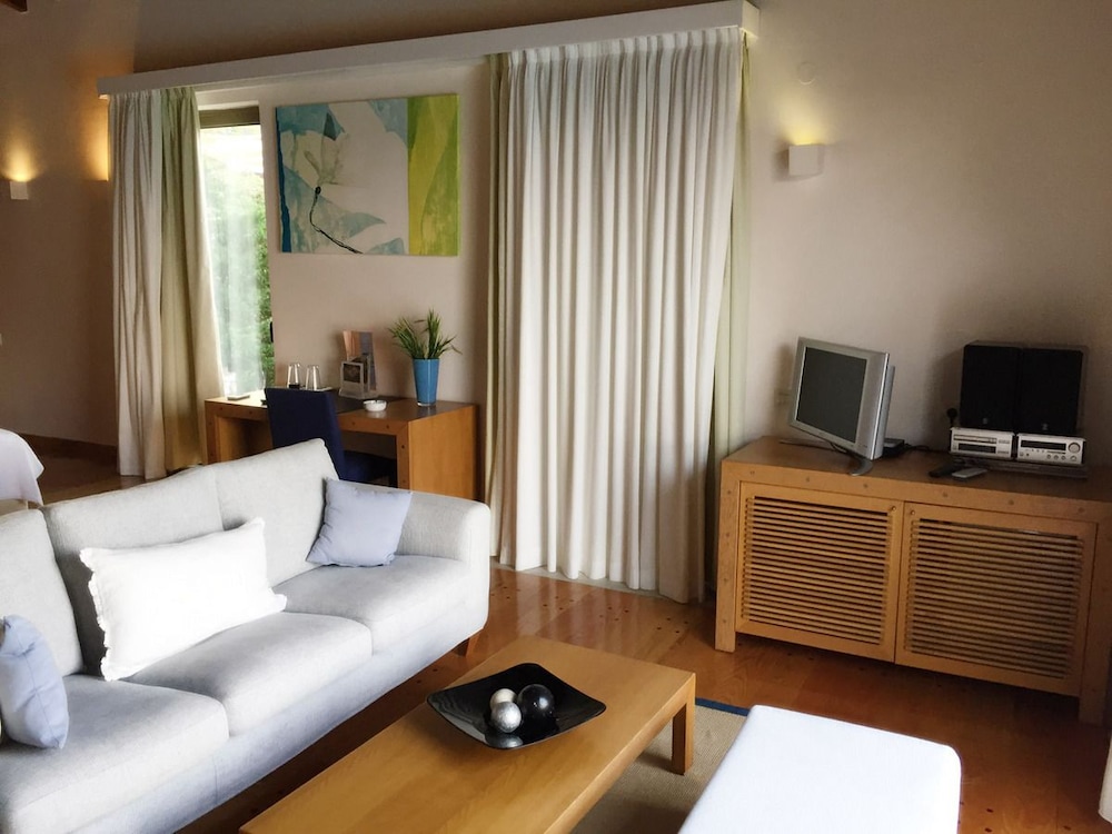 Ionian Blue Bungalows And Spa Resort 39/65