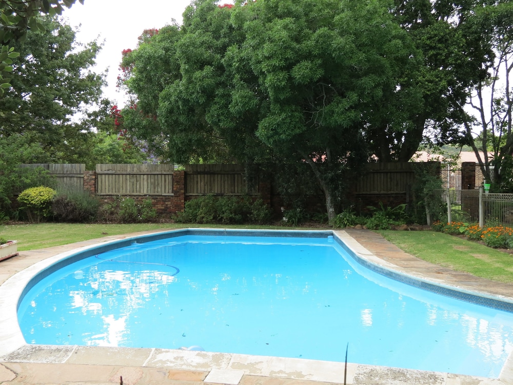 AppleBee Guest Cottages 26/50