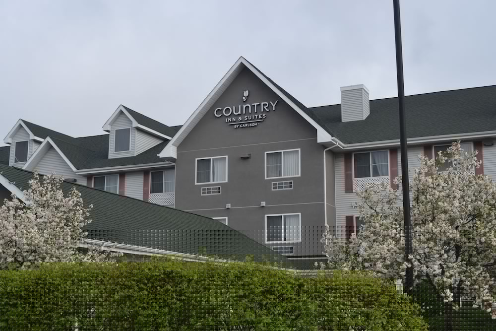 Country Inn and Suites By Radisson Gurnee 1/31