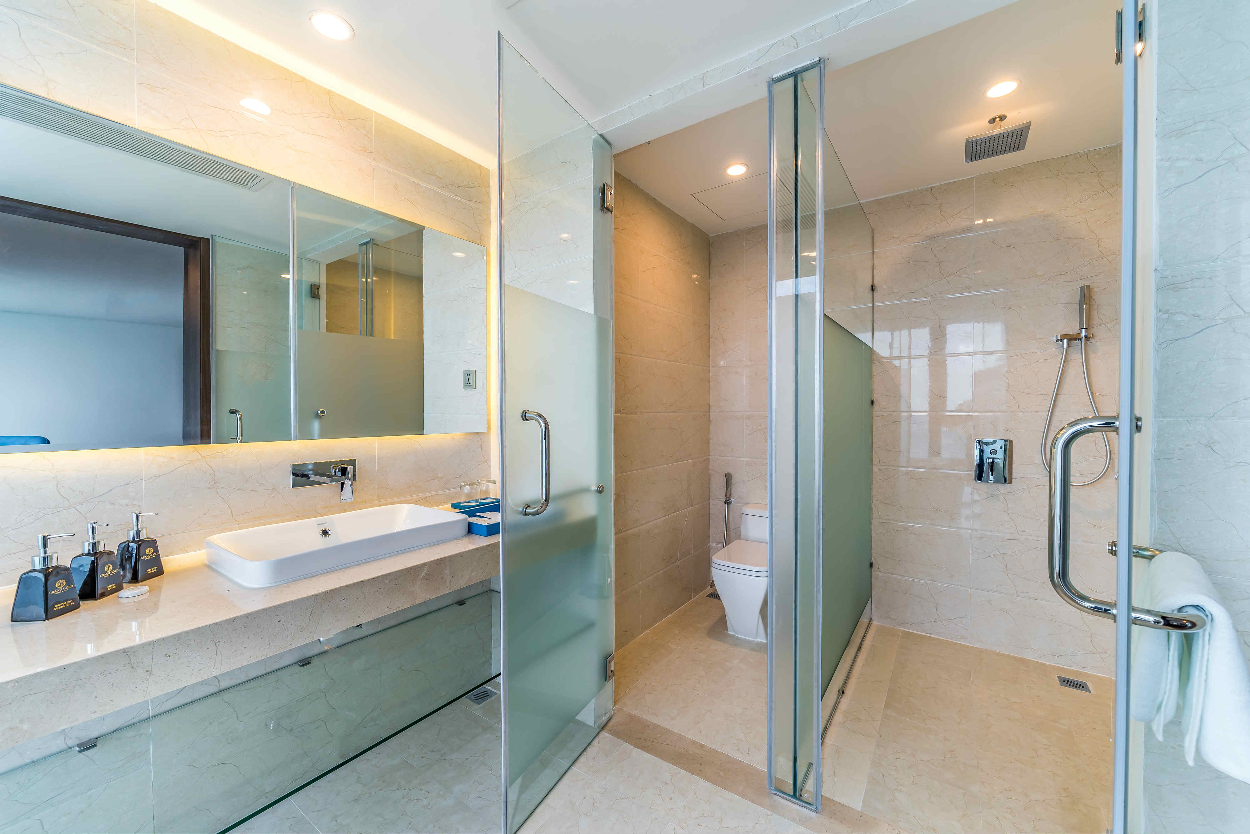 Grand, Ocean, Suite، Grand Gold Hotel 3/4