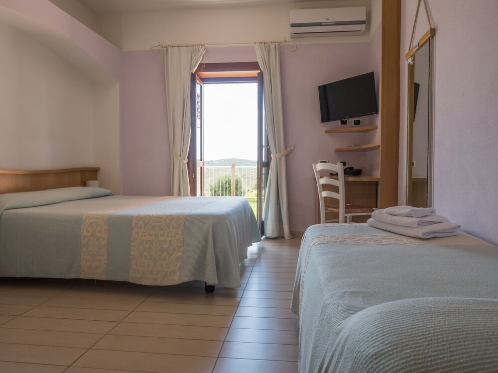 Hotel Cala Reale 8/65