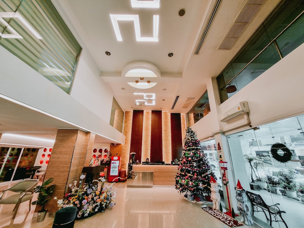 P2 BOUTIQUE HOTEL 66/78
