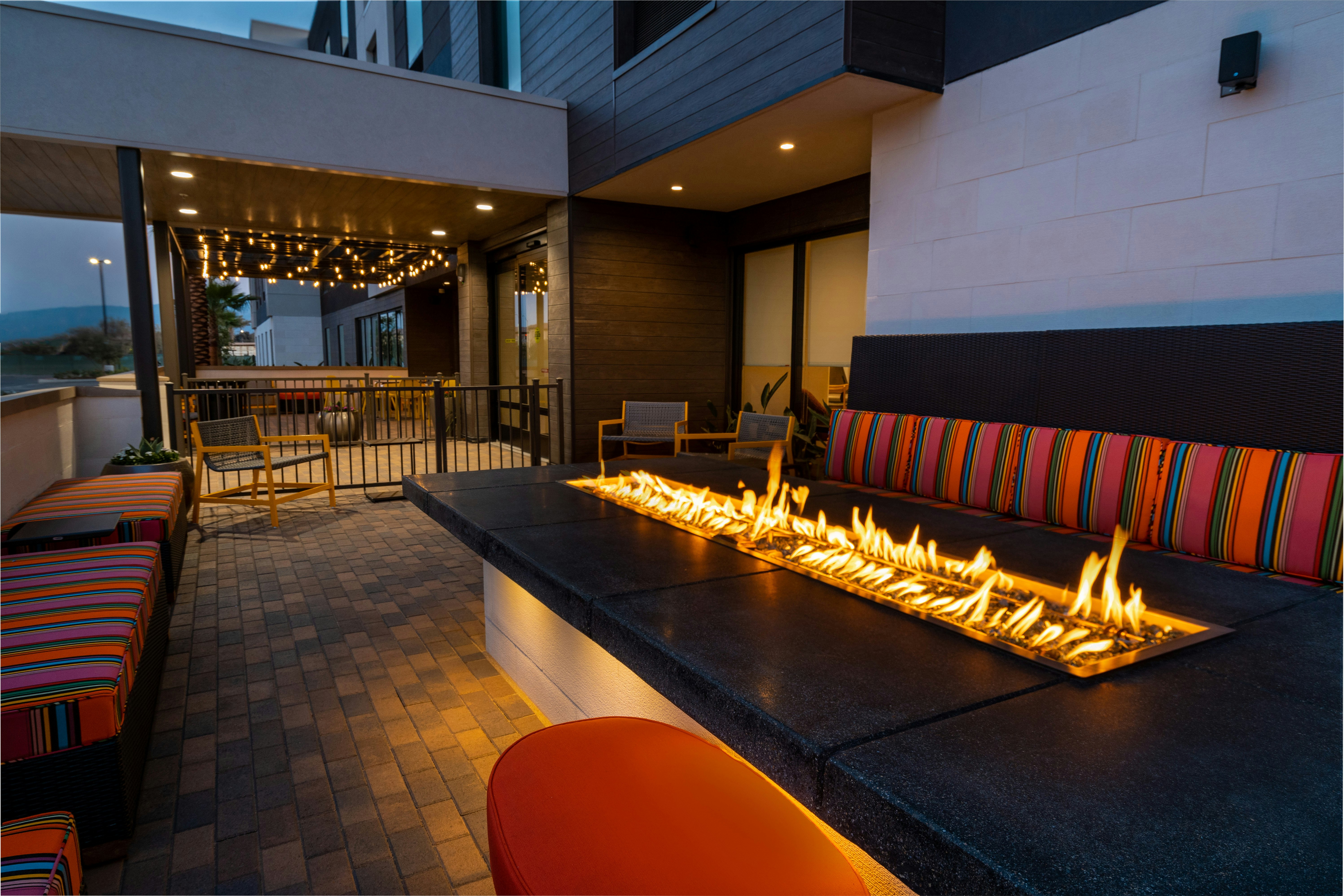Home2 Suites By Hilton Corona 28/40