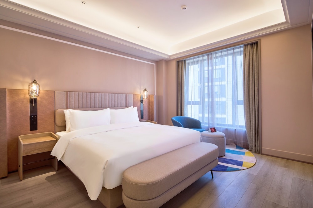 Mercure Yiwu International Trade City 11/32