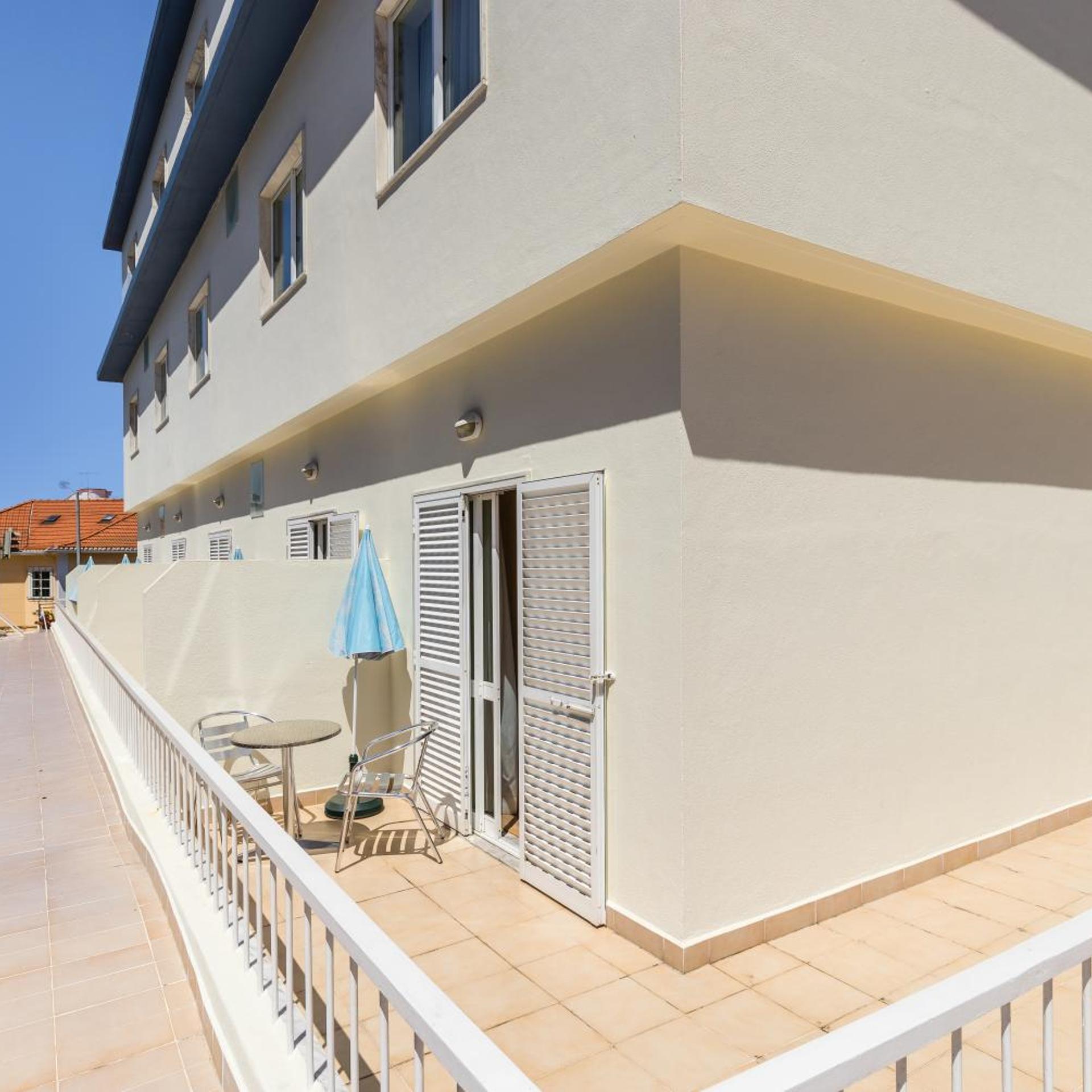 HOTEL RESIDENCIAL COLIBRI 8/50