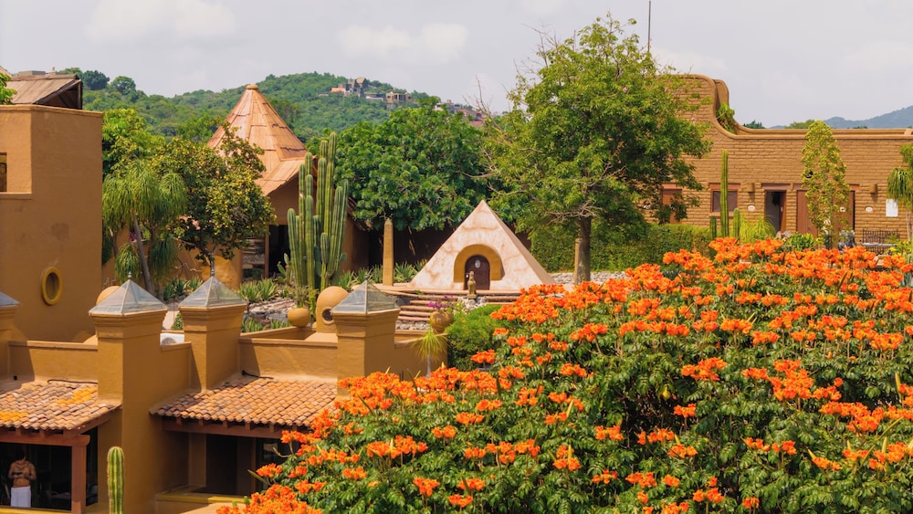 Hostal de la Luz - Spa Holistic Resort 44/50