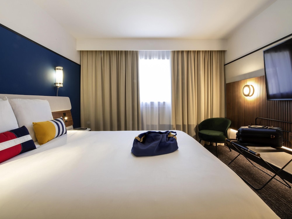 Mercure Caen Centre Port de Plaisance 15/75