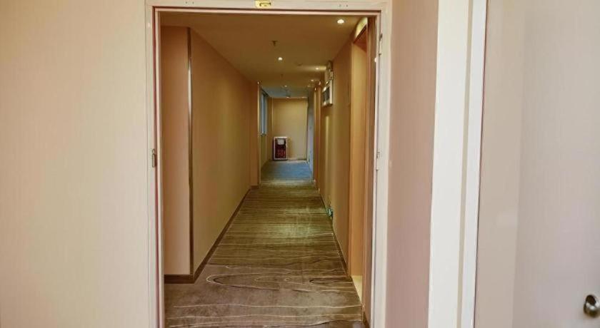 City Comfort Inn( Guangzhou Luyuan Road Taojing) 37/56