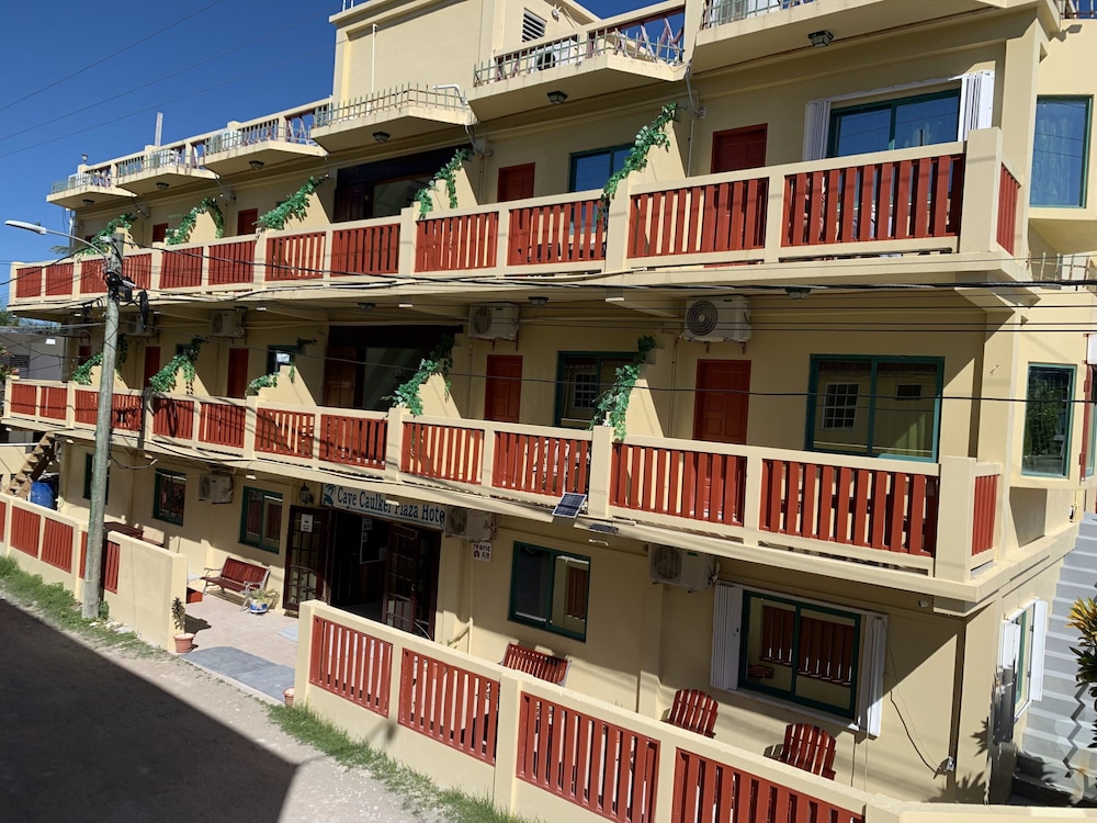 Caye Caulker Plaza Hotel 3/57