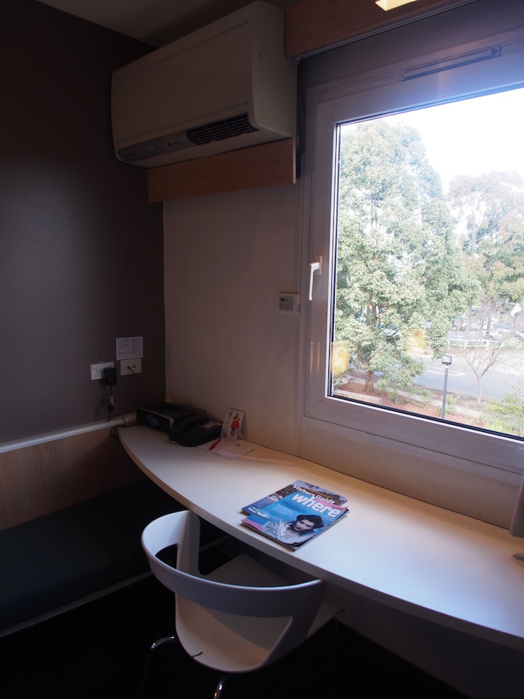 IBIS SYDNEY THORNLEIGH 35/62