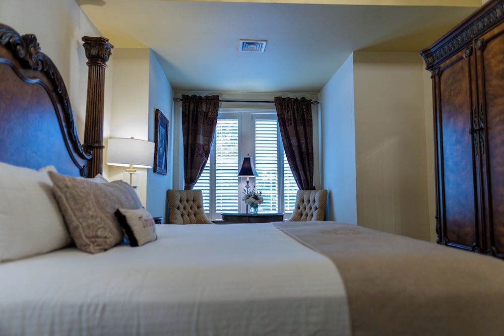 غرفة كلوب بسرير كينج، Inn At Leola Village 5/10