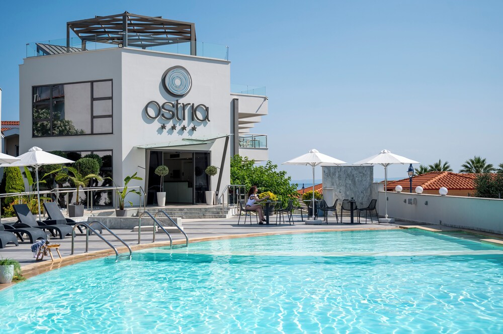 Ostria Sea Side Hotel 2/43