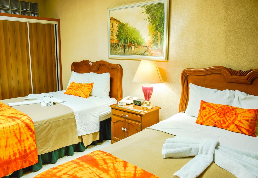 Eco Hotel Mariscal 10/59