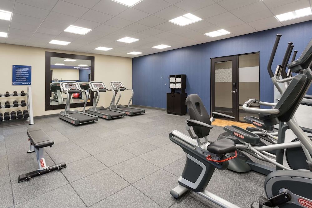 Hampton Inn Suites West Des Moines Sw Mall Area Ia 20/41