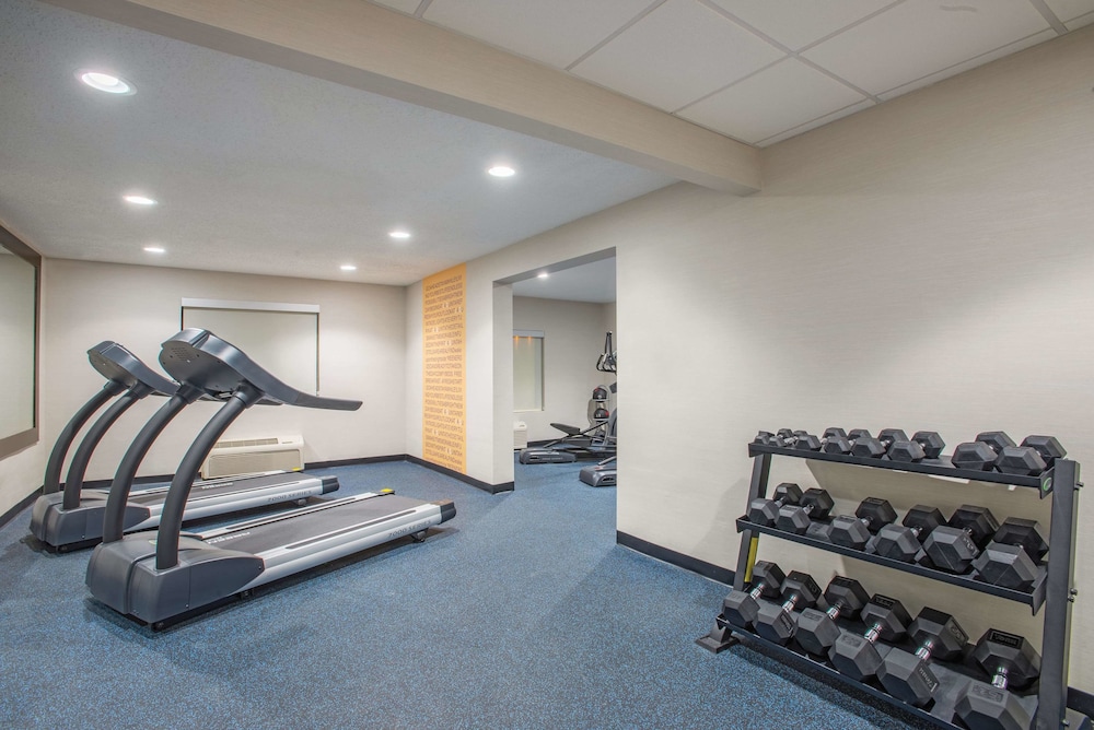La Quinta Inn & Suites by Wyndham DC Metro Capital Beltway 29/55