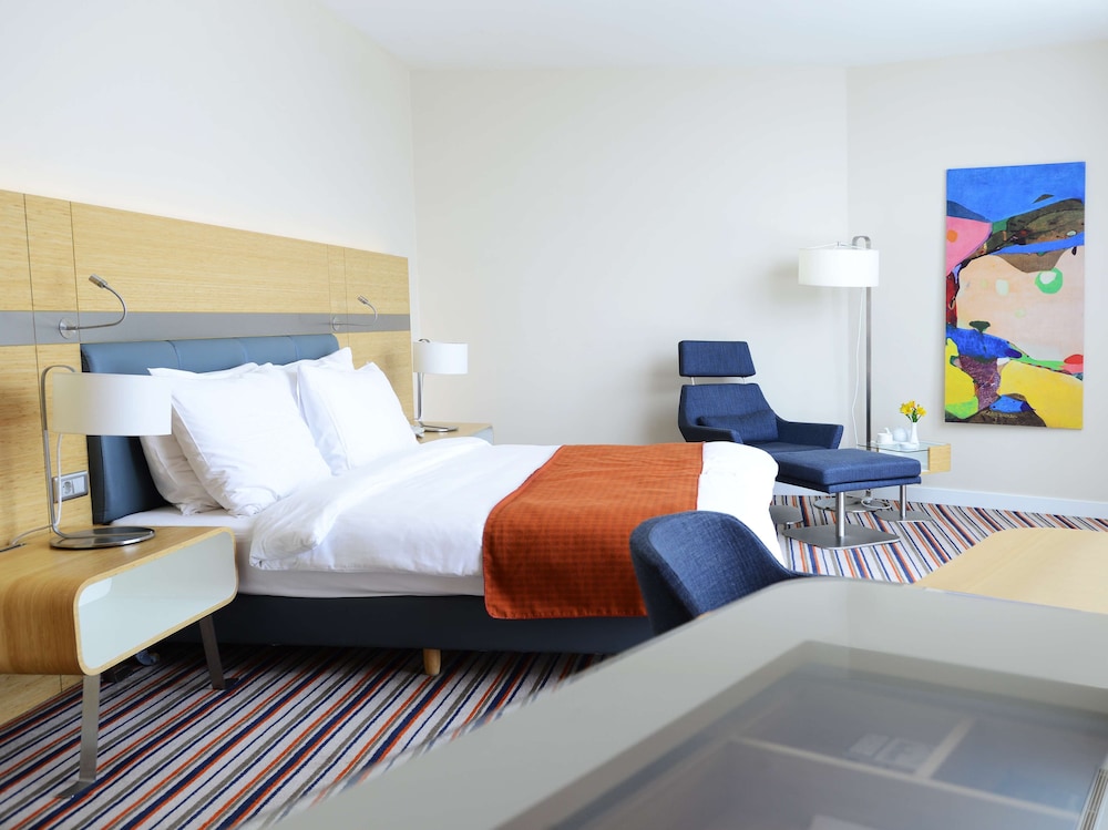 RADISSON BLU HOTEL, BATUMI 11/62