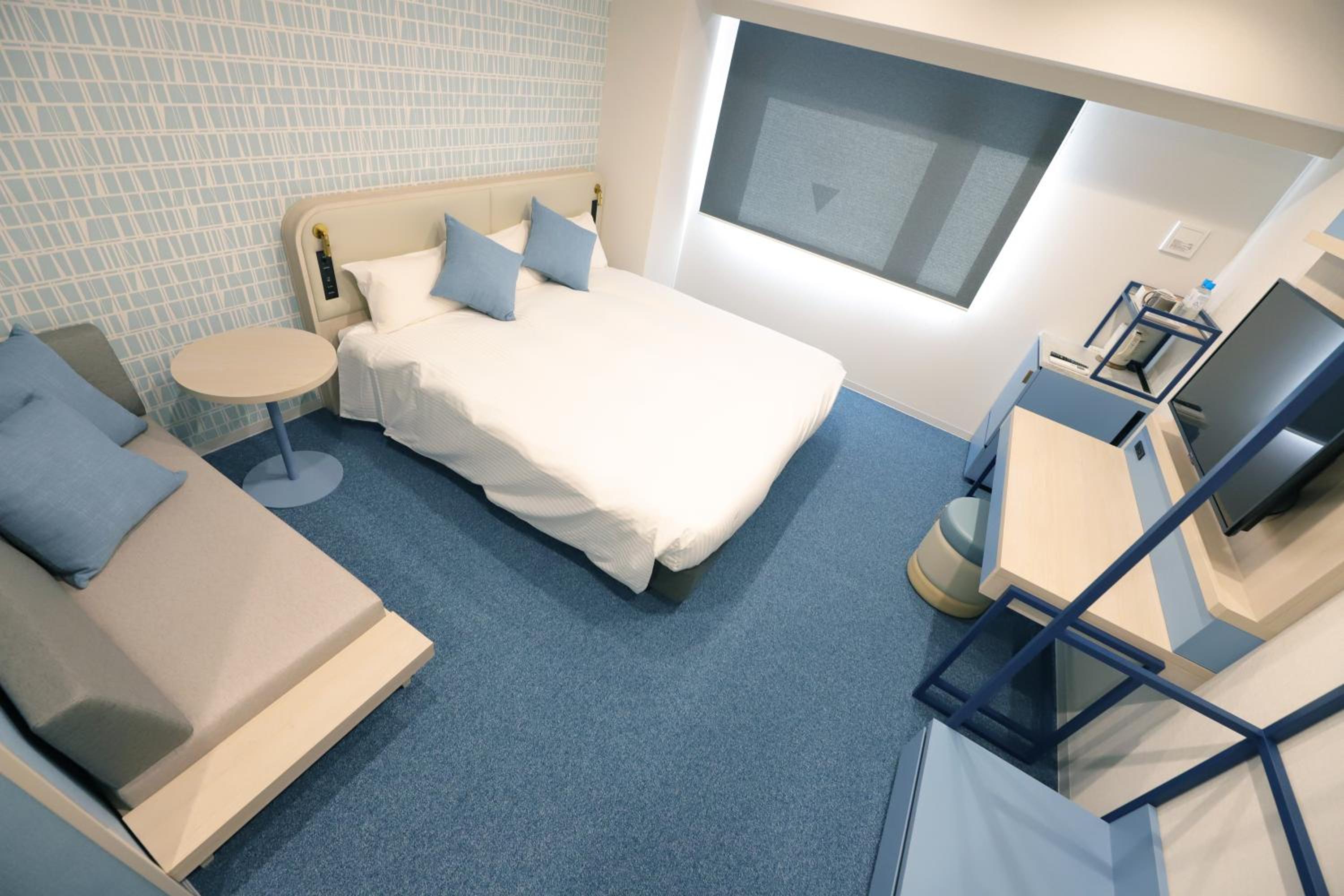 Room, Queen Bed, New Building