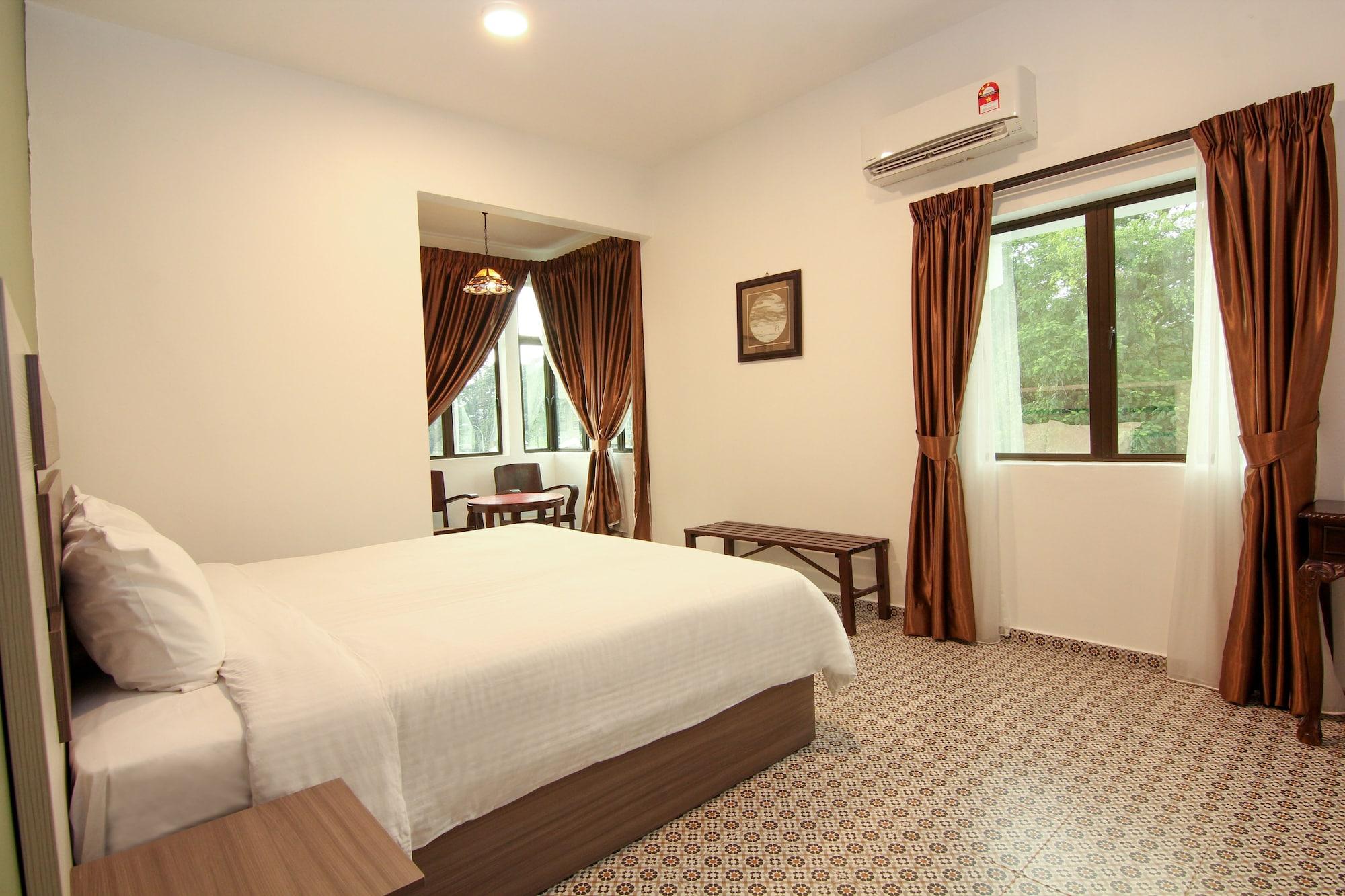 Pearl Inn 18/54