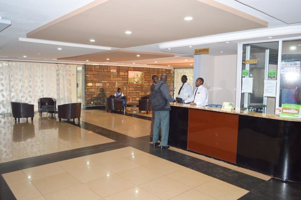 Golf Hotel Kakamega 7/50