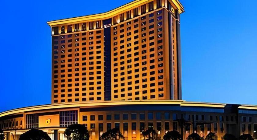 Dolton Changsha Spa Hotel 3/50