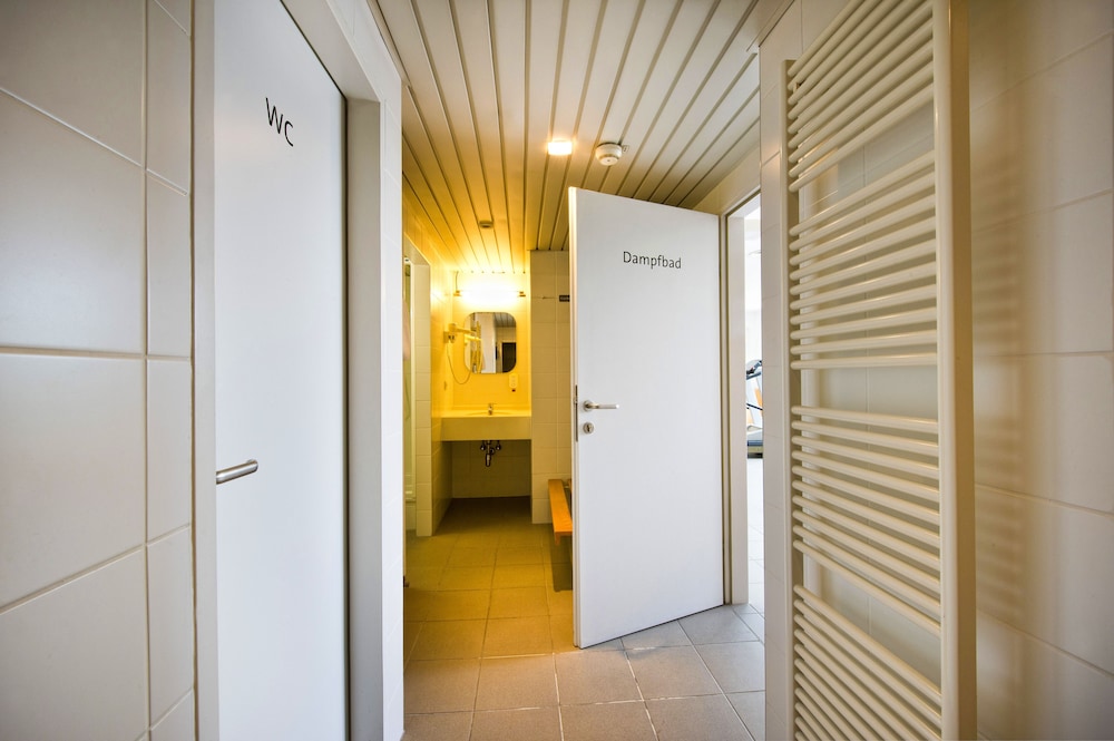Hotel Strudlhof 27/68